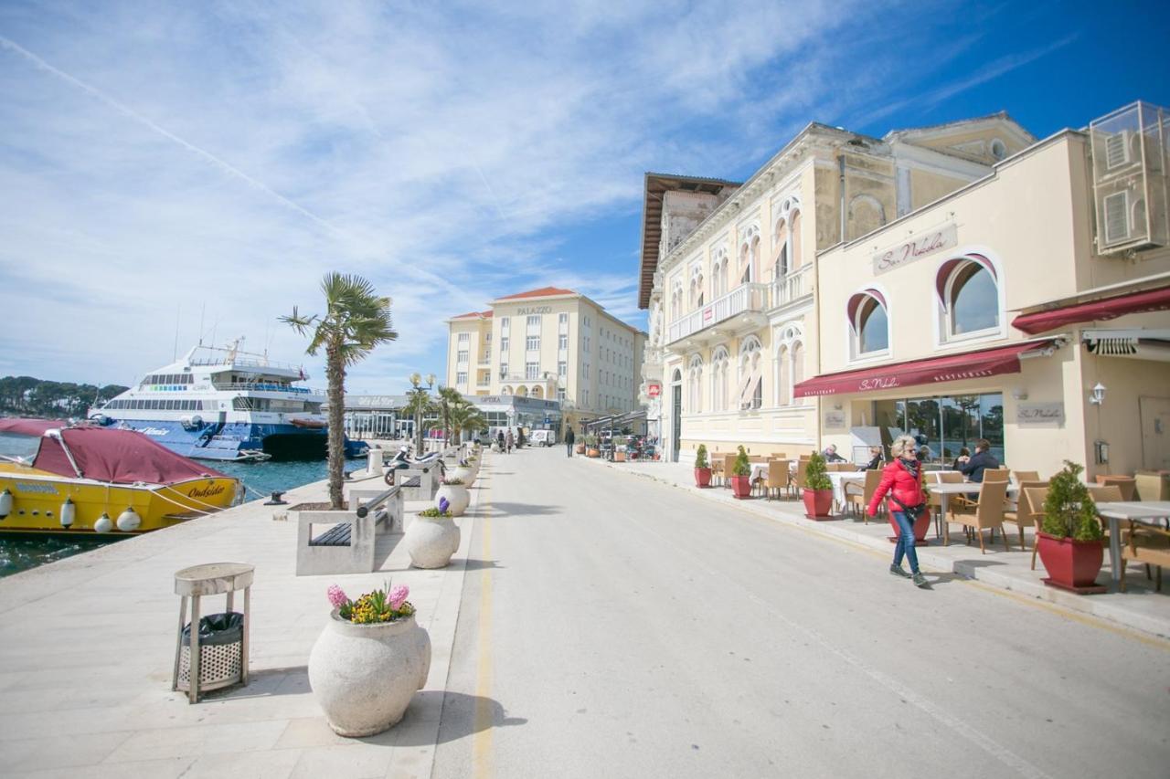 Apartments Simonetti بوريتش المظهر الخارجي الصورة