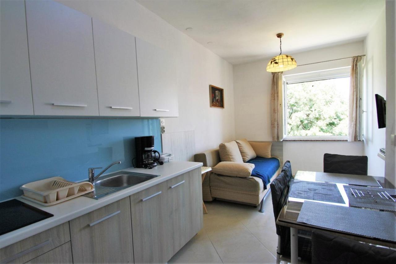 Apartments Simonetti بوريتش المظهر الخارجي الصورة